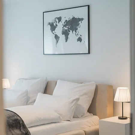 Stilvolle Mit Loggia Im Stadtzentrum - Kingsize Bett - Smart Tv - Netflix - 60qm - 24h Check-in Ludwigsburg