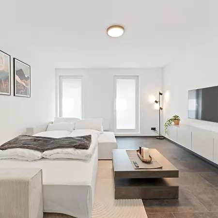 - Stilvolle Mit Loggia Im Stadtzentrum - Kingsize Bett - Smart Tv - Netflix - 60qm - 24h Check-in Apartmán Ludwigsburg