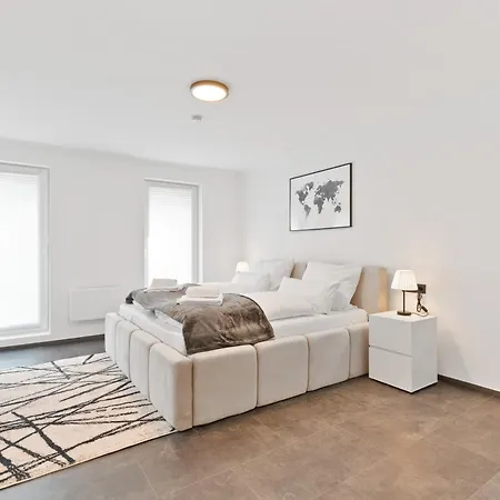 - Stilvolle Mit Loggia Im Stadtzentrum - Kingsize Bett - Smart Tv - Netflix - 60qm - 24h Check-in Apartmán